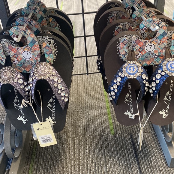 Mystery Montana West Bling Sandals - Picture 8 of 15